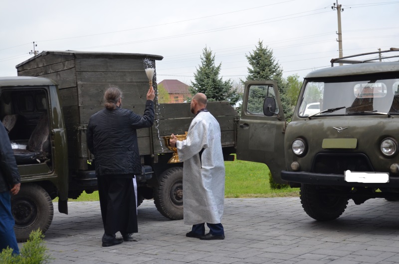 Освятить машину в церкви