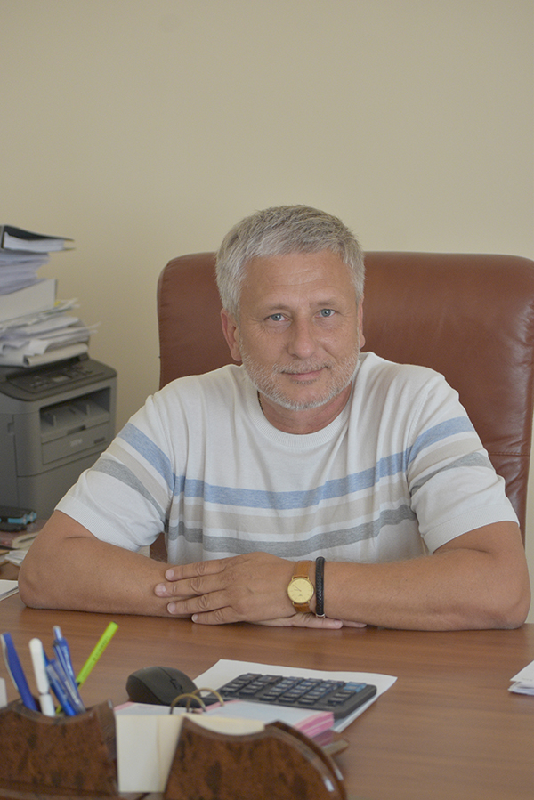0 Евгений Александрович Команов директор НПХ Кореновское